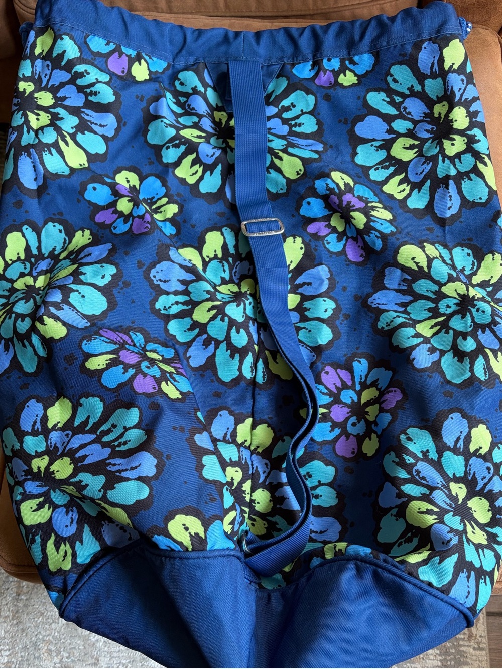 Vera Bradley Floral laundry Bag - Picture 2 of 5